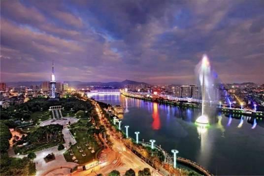 河源 · 亚洲第一高喷泉实景